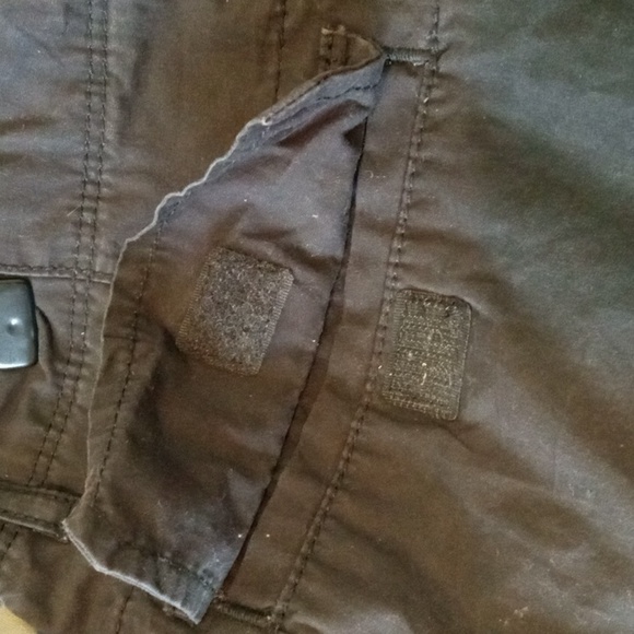 Cargo shorts - Picture 3 of 5